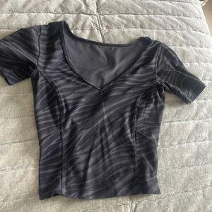 Lululemon short sleeve
